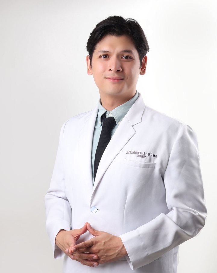 Dr. Jose Antonio dela&nbsp;Fuente, general surgeon